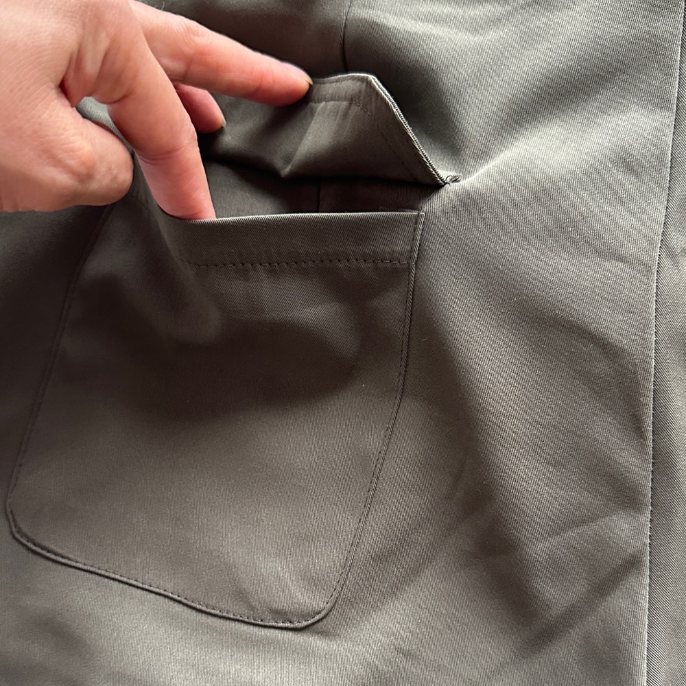 Women's Olive Cargo Jeans - Picture 6 of 12
